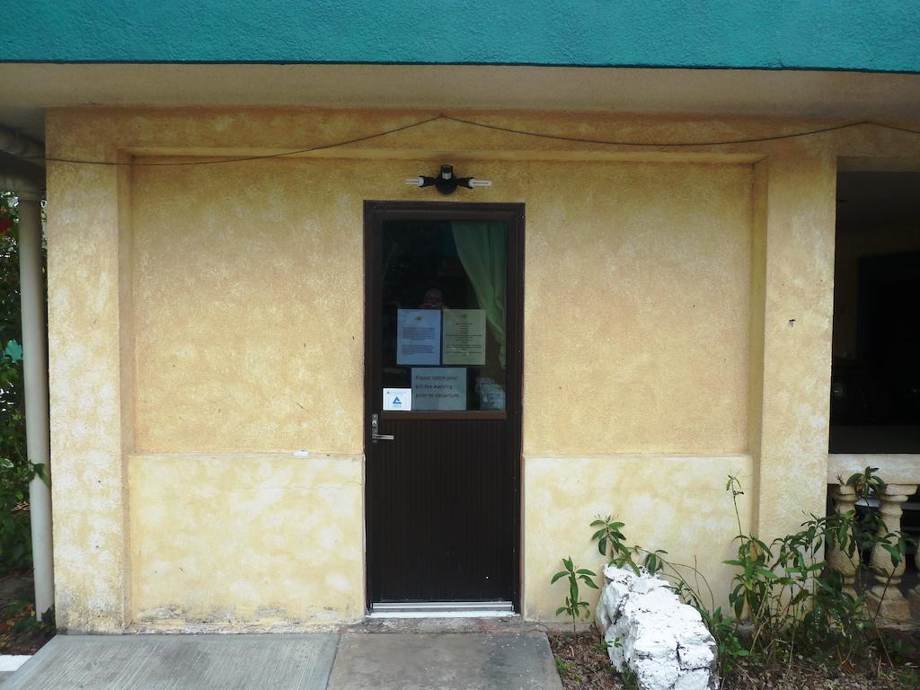 Amigos Hostel Cozumel Dış mekan fotoğraf